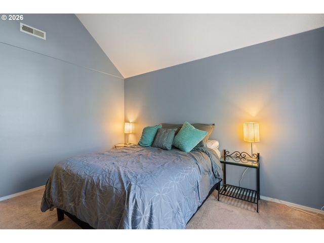 22046 Sw GRAHAMS FERRY Rd C, Tualatin, OR 97062
