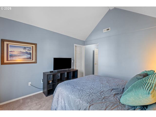 22046 Sw GRAHAMS FERRY Rd C, Tualatin, OR 97062