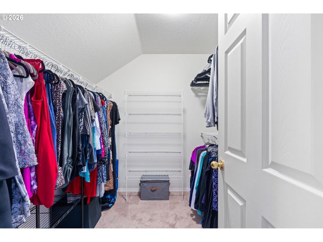 22046 Sw GRAHAMS FERRY Rd C, Tualatin, OR 97062