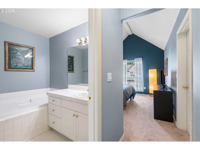 22046 Sw GRAHAMS FERRY Rd C, Tualatin, OR 97062