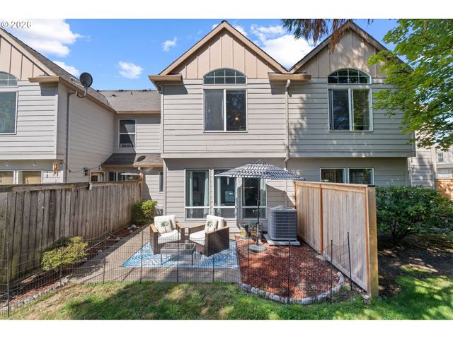 22046 Sw GRAHAMS FERRY Rd C, Tualatin, OR 97062