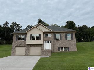 2028 Pear Valley Drive, Elizabethtown, KY 42701