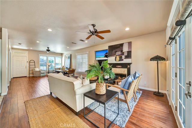 39943 Penina, Palmdale, CA 93551