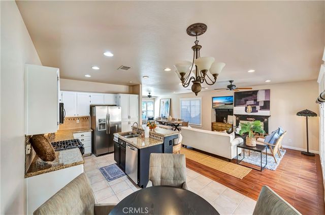 39943 Penina, Palmdale, CA 93551