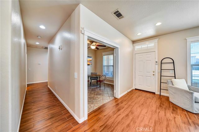 39943 Penina, Palmdale, CA 93551