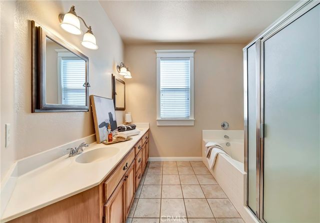 39943 Penina, Palmdale, CA 93551