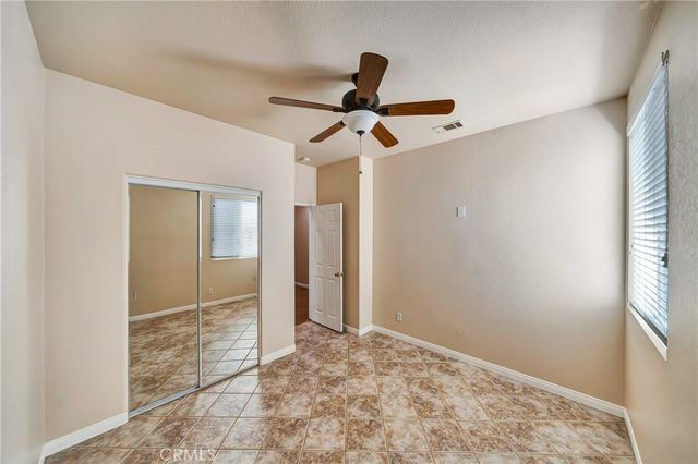 39943 Penina, Palmdale, CA 93551