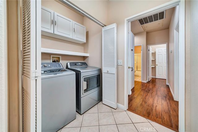 39943 Penina, Palmdale, CA 93551
