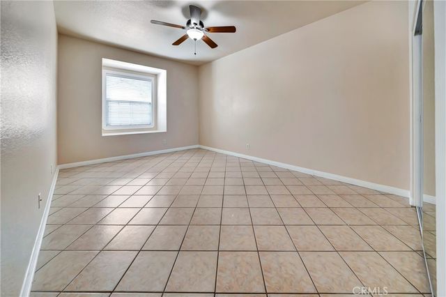 39943 Penina, Palmdale, CA 93551