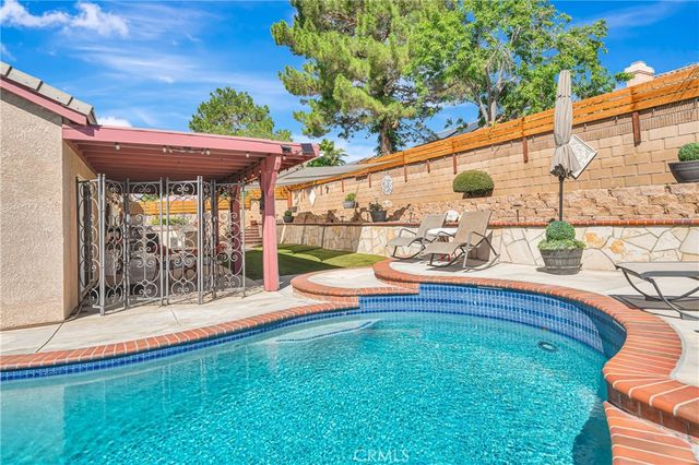 39943 Penina, Palmdale, CA 93551