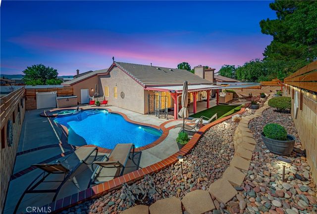 39943 Penina, Palmdale, CA 93551