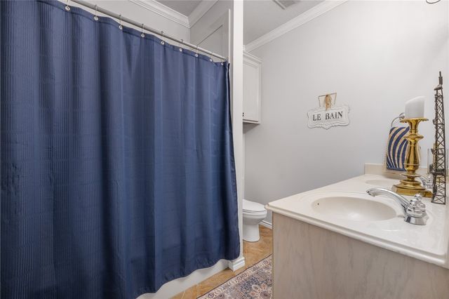 705 Kingsmill Court, College Station, TX 77845