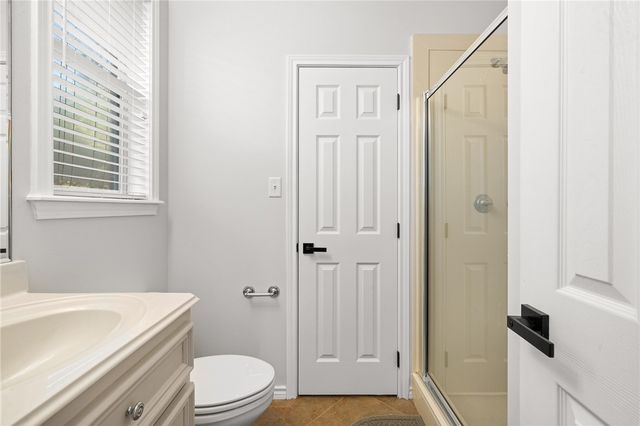 705 Kingsmill Court, College Station, TX 77845