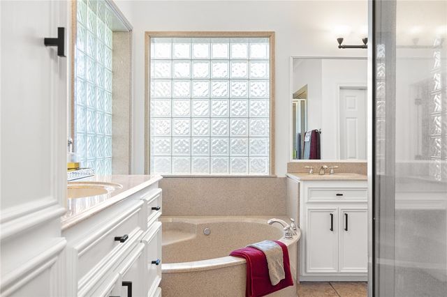 705 Kingsmill Court, College Station, TX 77845