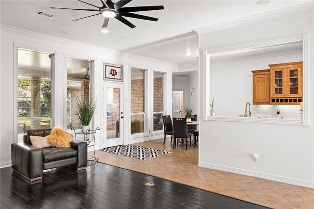 705 Kingsmill Court, College Station, TX 77845