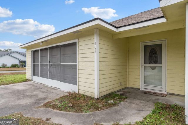201 Lake Wisteria Drive, Kingsland, GA 31548
