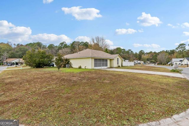 201 Lake Wisteria Drive, Kingsland, GA 31548