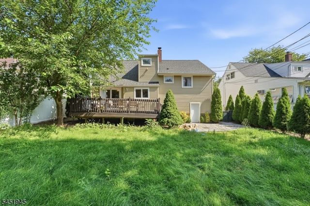 230 Watchung Ave, Bloomfield Twp., NJ 07003