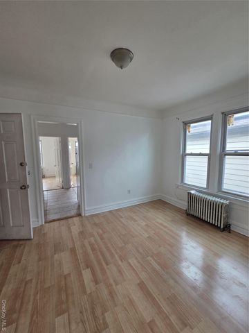 3561 Ropes Avenue, Bronx, NY 10475