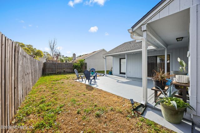 2209 TWIN PINES Circle N, Jacksonville, FL 32246