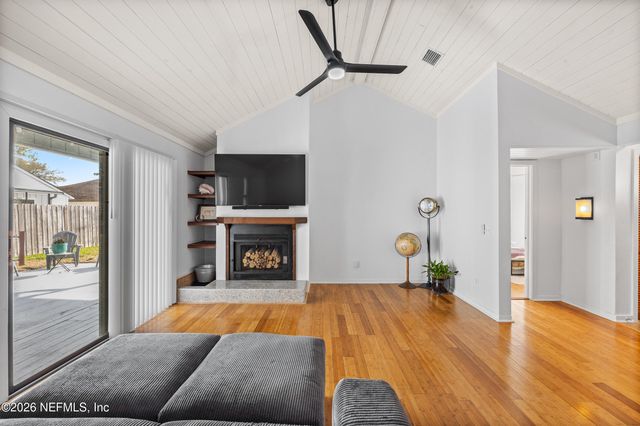 2209 TWIN PINES Circle N, Jacksonville, FL 32246