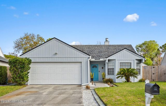 2209 TWIN PINES Circle N, Jacksonville, FL 32246