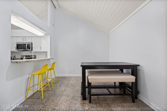 2209 TWIN PINES Circle N, Jacksonville, FL 32246