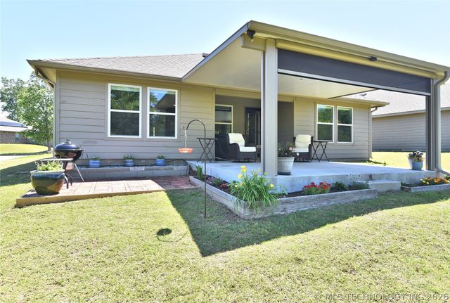 3318 N 24th Avenue W, Tulsa, OK 74127