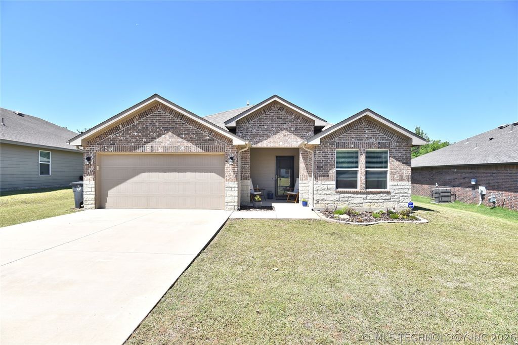 3318 N 24th Avenue W, Tulsa, OK 74127