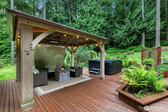 20103 183rd Place NE, Woodinville, WA 98077