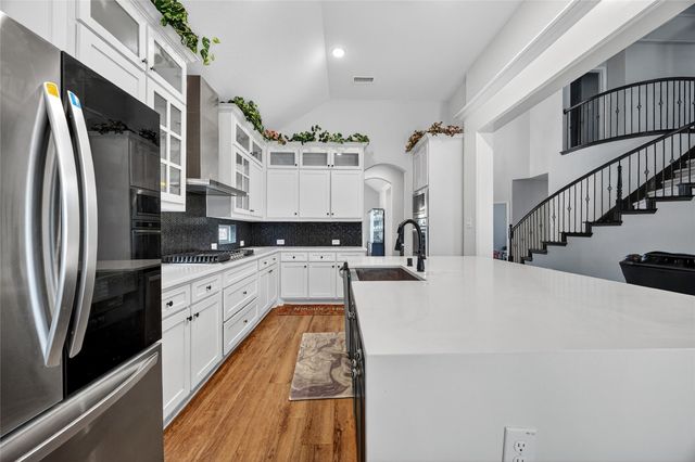 214 Tradd Street, Glenn Heights, TX 75154