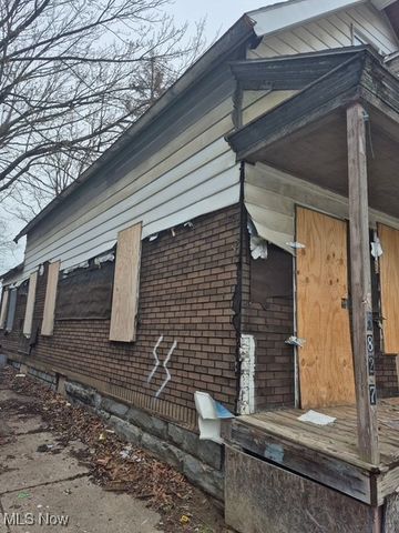 5827 Portage Avenue, Cleveland, OH 44127