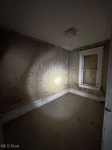 5827 Portage Avenue, Cleveland, OH 44127