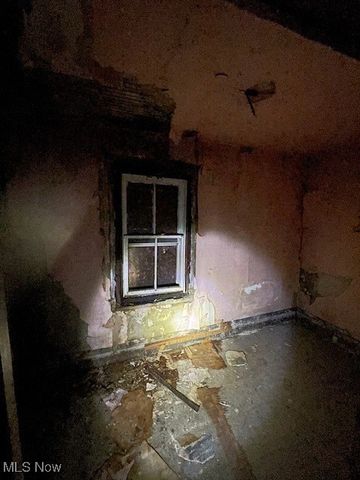 5827 Portage Avenue, Cleveland, OH 44127