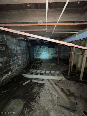 5827 Portage Avenue, Cleveland, OH 44127