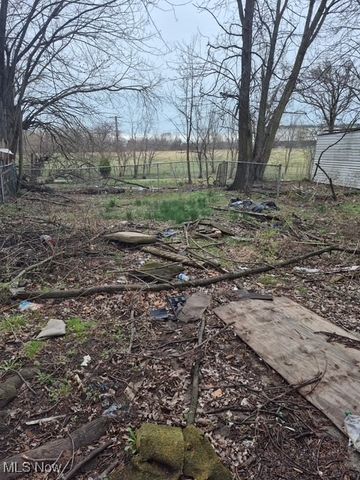 5827 Portage Avenue, Cleveland, OH 44127