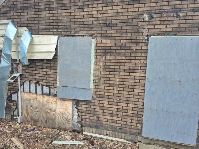 5827 Portage Avenue, Cleveland, OH 44127