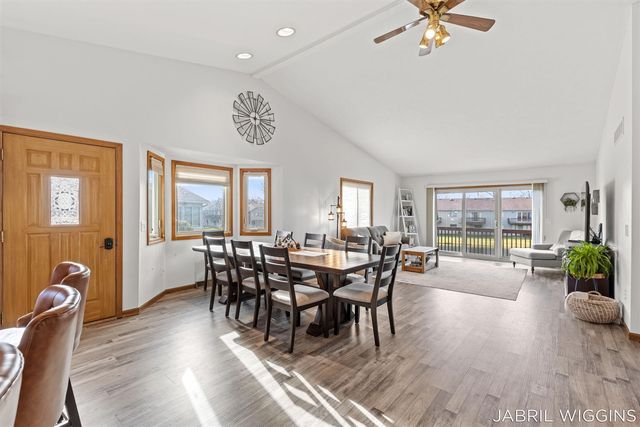 1120 Amber Ridge Drive, Byron Center, MI 49315