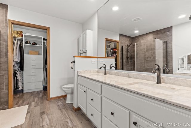 1120 Amber Ridge Drive, Byron Center, MI 49315