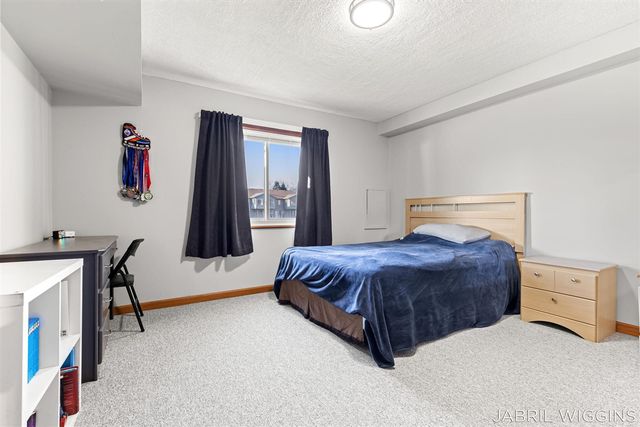 1120 Amber Ridge Drive, Byron Center, MI 49315