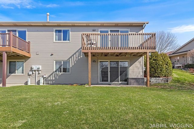 1120 Amber Ridge Drive, Byron Center, MI 49315