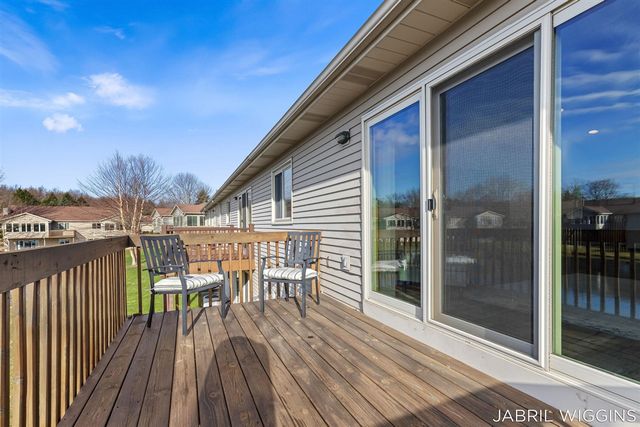 1120 Amber Ridge Drive, Byron Center, MI 49315