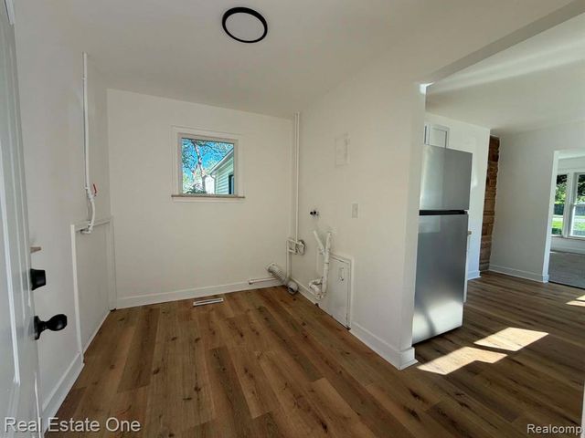 1396 Potter Boulevard, Burton, MI 48509