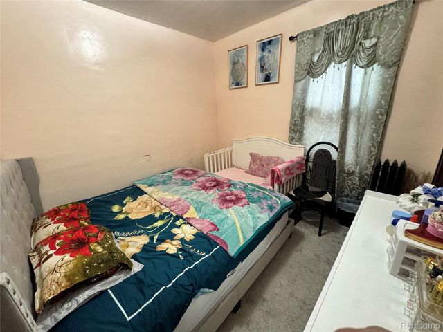 12624 Charest Street, Detroit, MI 48212