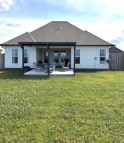 201 Margie St, Thibodaux, LA 70301