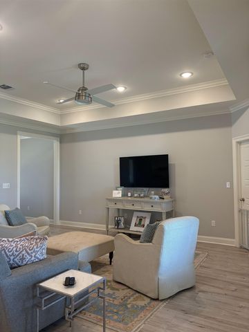 201 Margie St, Thibodaux, LA 70301