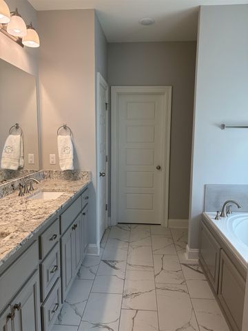 201 Margie St, Thibodaux, LA 70301