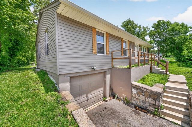 4814 Richmond Avenue, Kansas City, KS 66102