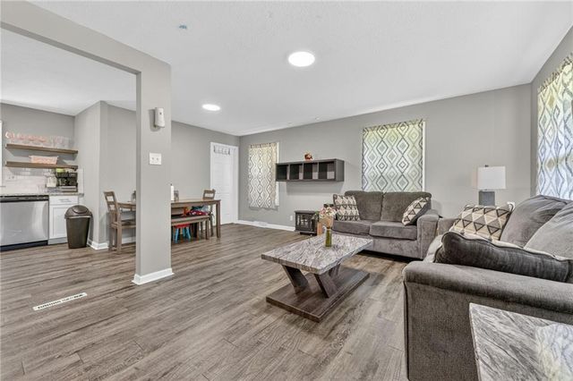 4814 Richmond Avenue, Kansas City, KS 66102