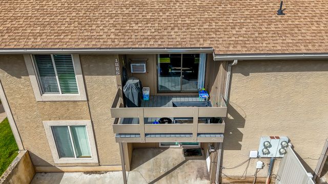1885 E 5665 S, South Ogden, UT 84403